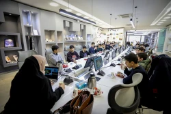 بازدید دانش‌آموزان مدرسه انرژی مثبت به مناسبت دهه فجر انقلاب اسلامی 9